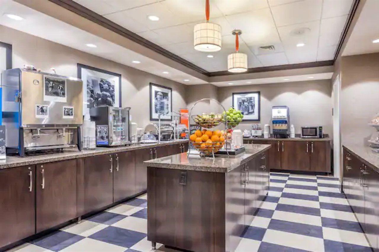 Hampton Inn & Suites Madison Downtown Luaran gambar
